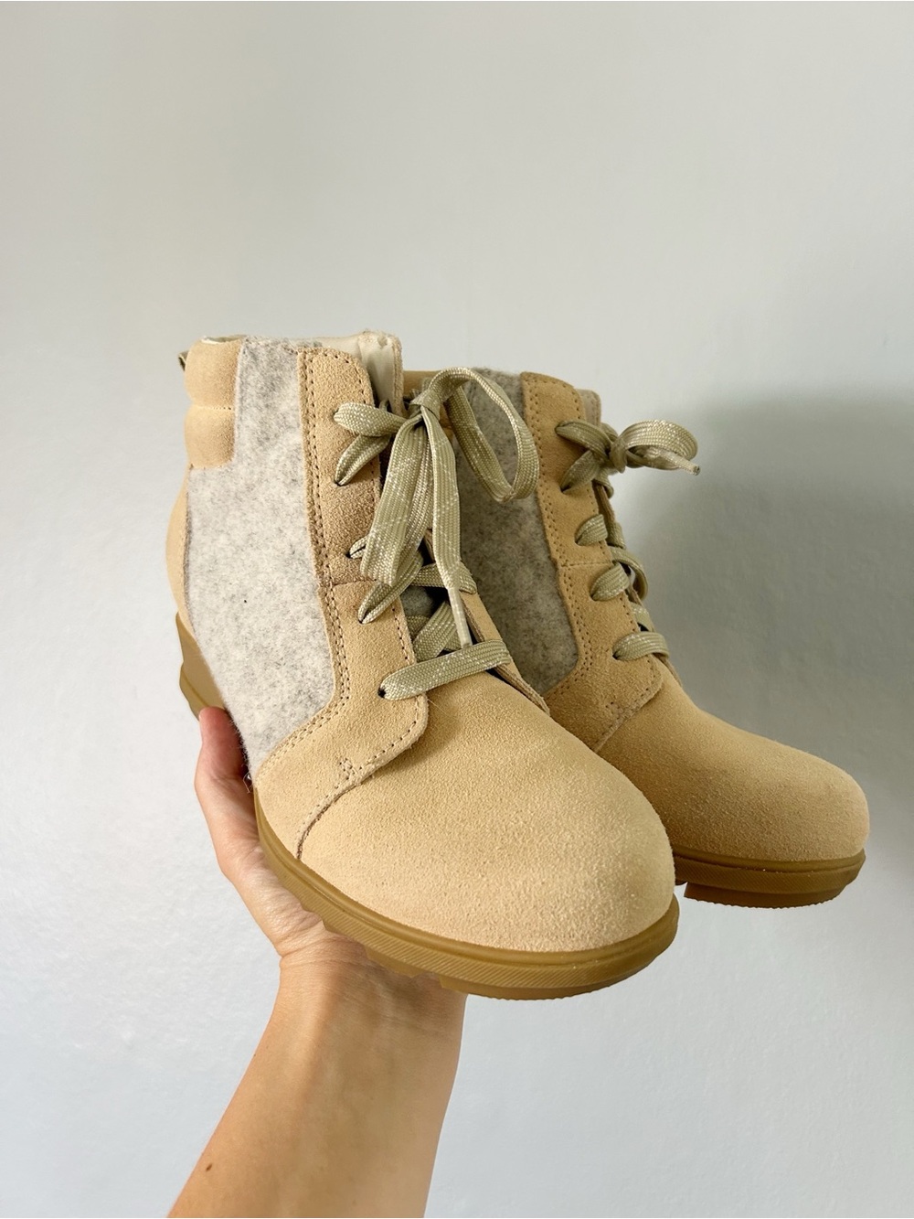 Sorel Beige Suede & Light Gray Wool Lace-Up Ankle Booties 8